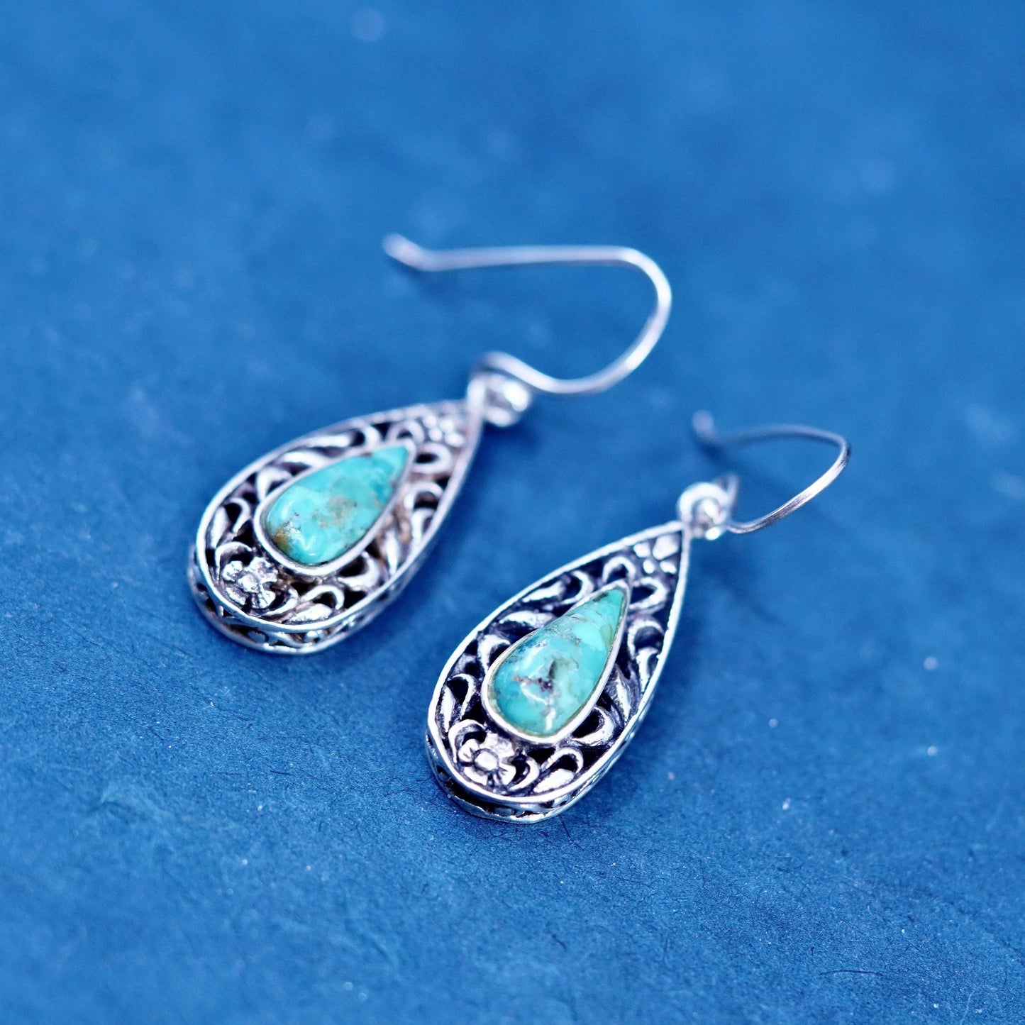 Vintage Sterling 925 silver handmade textured teardrop earrings with turquoise