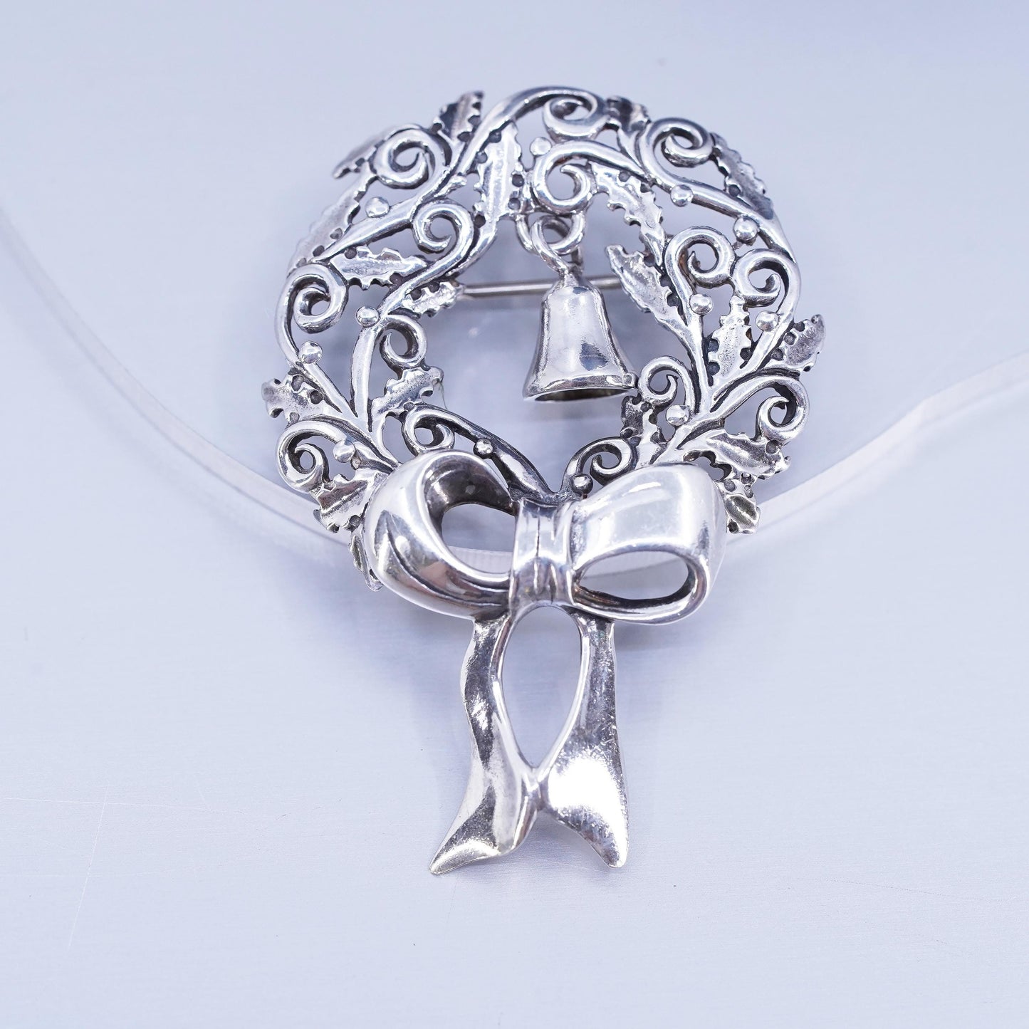 Vintage Jez Jezlaine 925 Sterling Silver wreath with ribbon and bell Brooch Pin