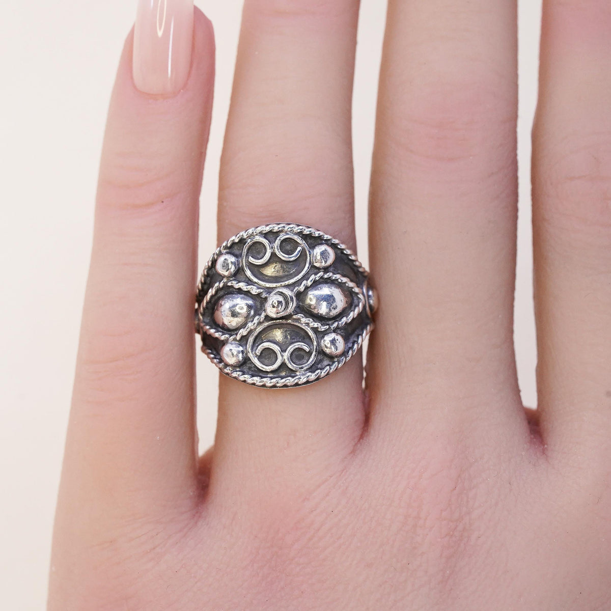 Size 8, Mexican Sterling Silver Balinese Ring, Ornate Swirl Oxidized Wide Band