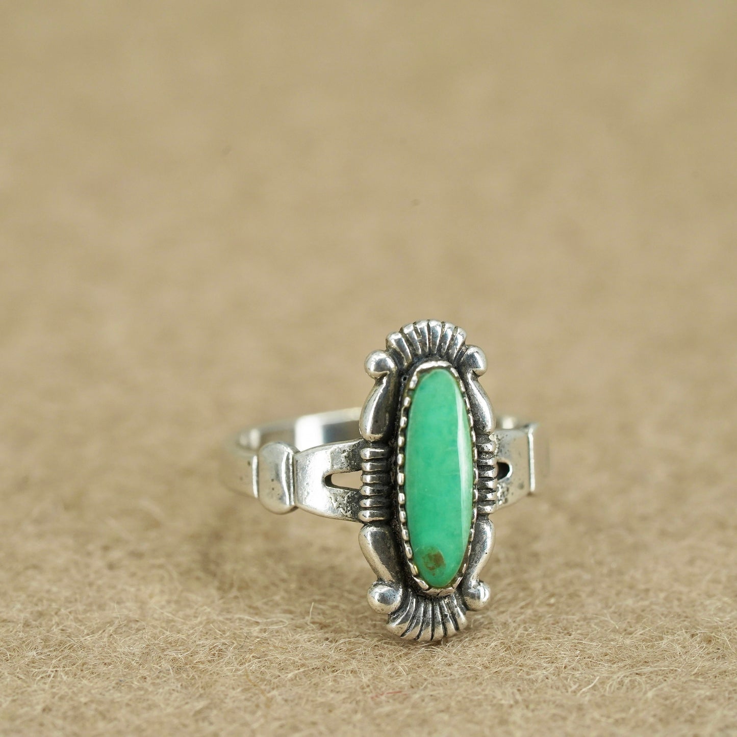 Size 4.5, Native American navajo Bell post Sterling 925 silver ring turquoise
