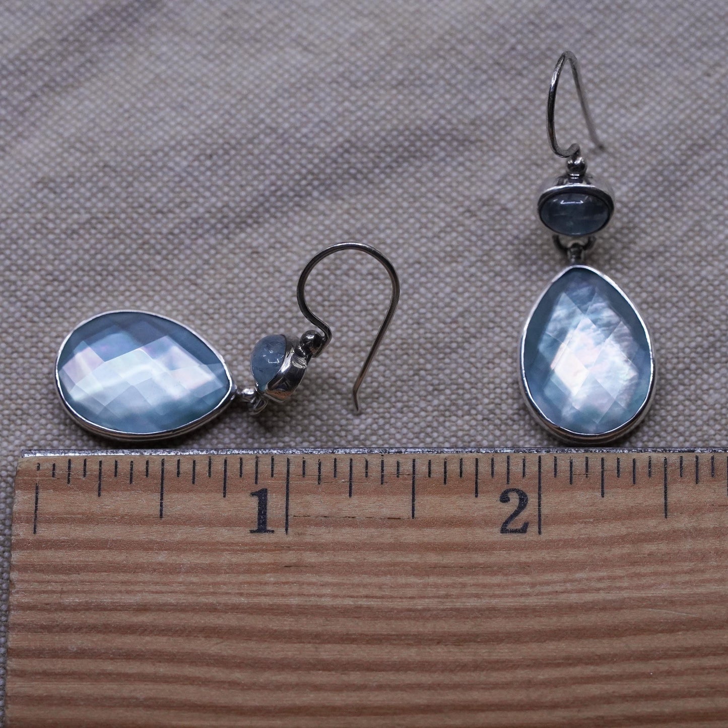 JGD Janice GIRARDI Sterling silver earrings, 925 teardrop mother of pearl