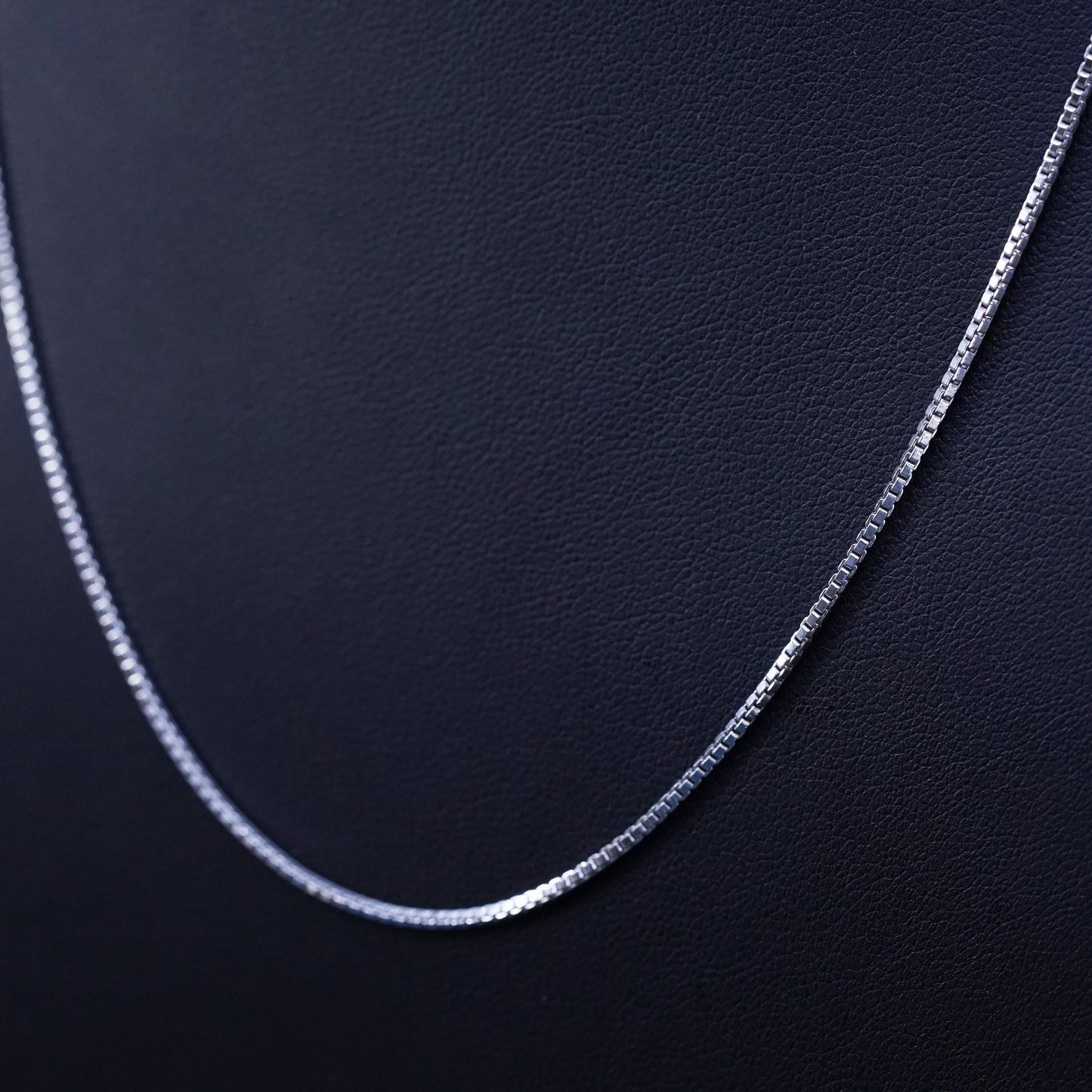 20”, 1mm, vintage Sterling silver necklace, twisted 925 box chain