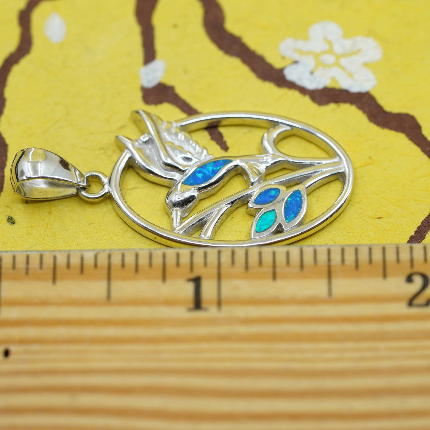 Vintage Sterling 925 silver oval hummingbird pendant with fire opal inlay