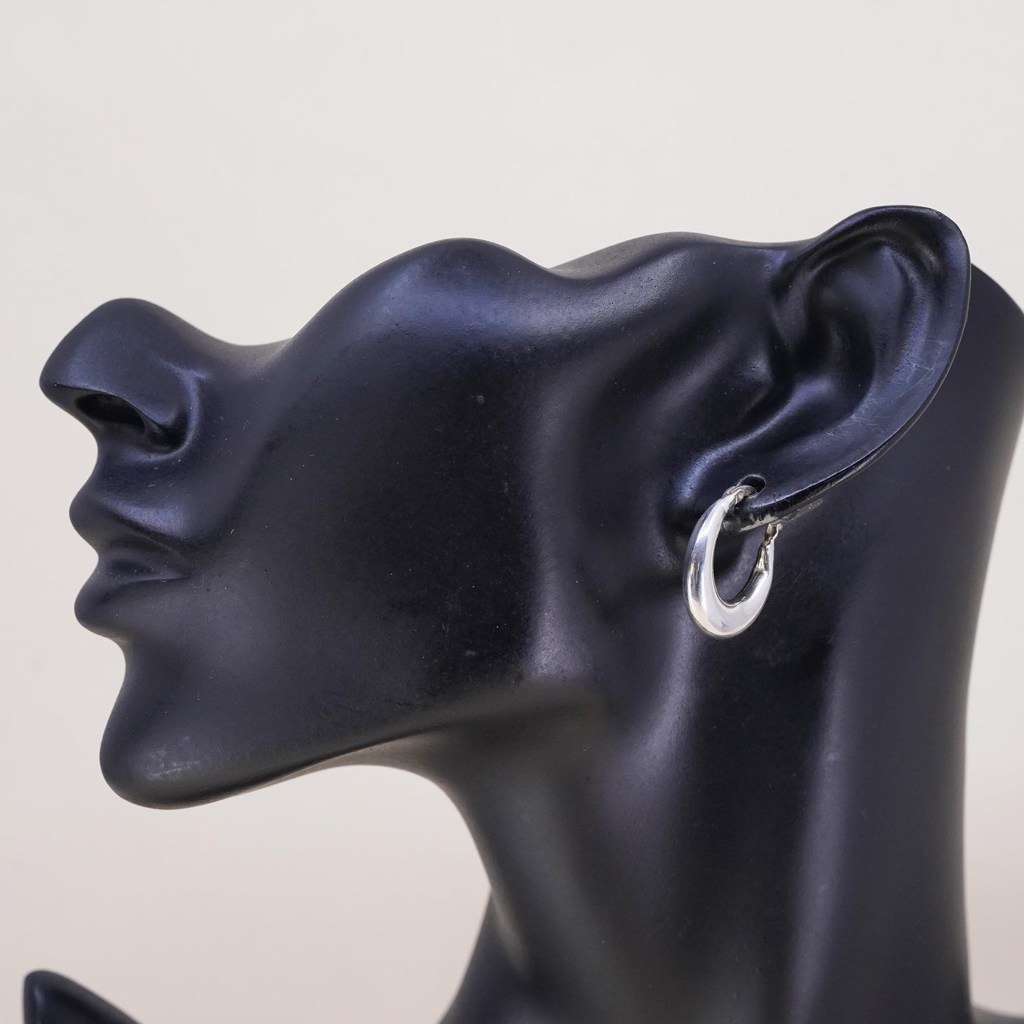 0.75", Vintage sterling silver loop single earring, fashion primitive hoop