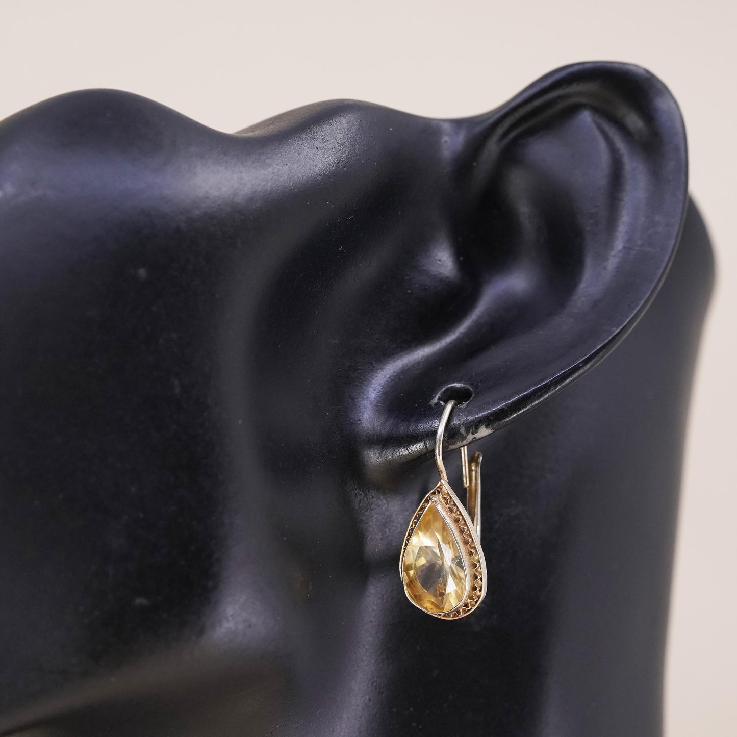 vermeil gold sterling silver 925 single teardrop citrine earring lever back