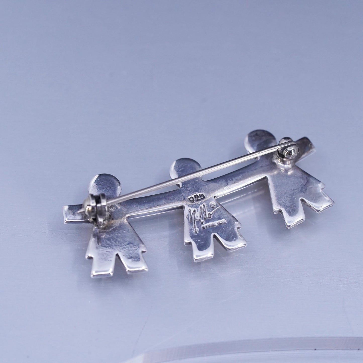 Naldo two tone sterling silver brooch, girls holding hands gold heart, 925 pin