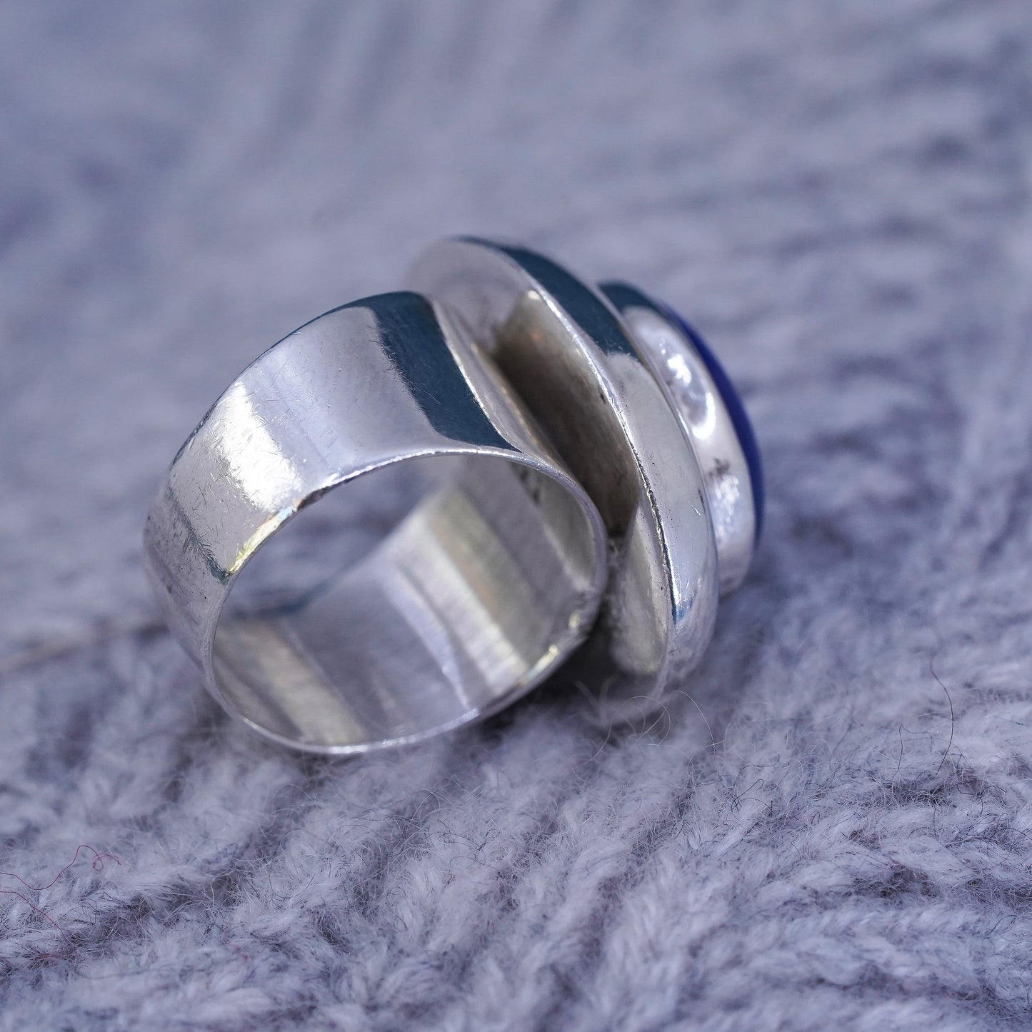 Size 6.25, Mexican Sterling silver handmade ring, 925 band with blue cats eye