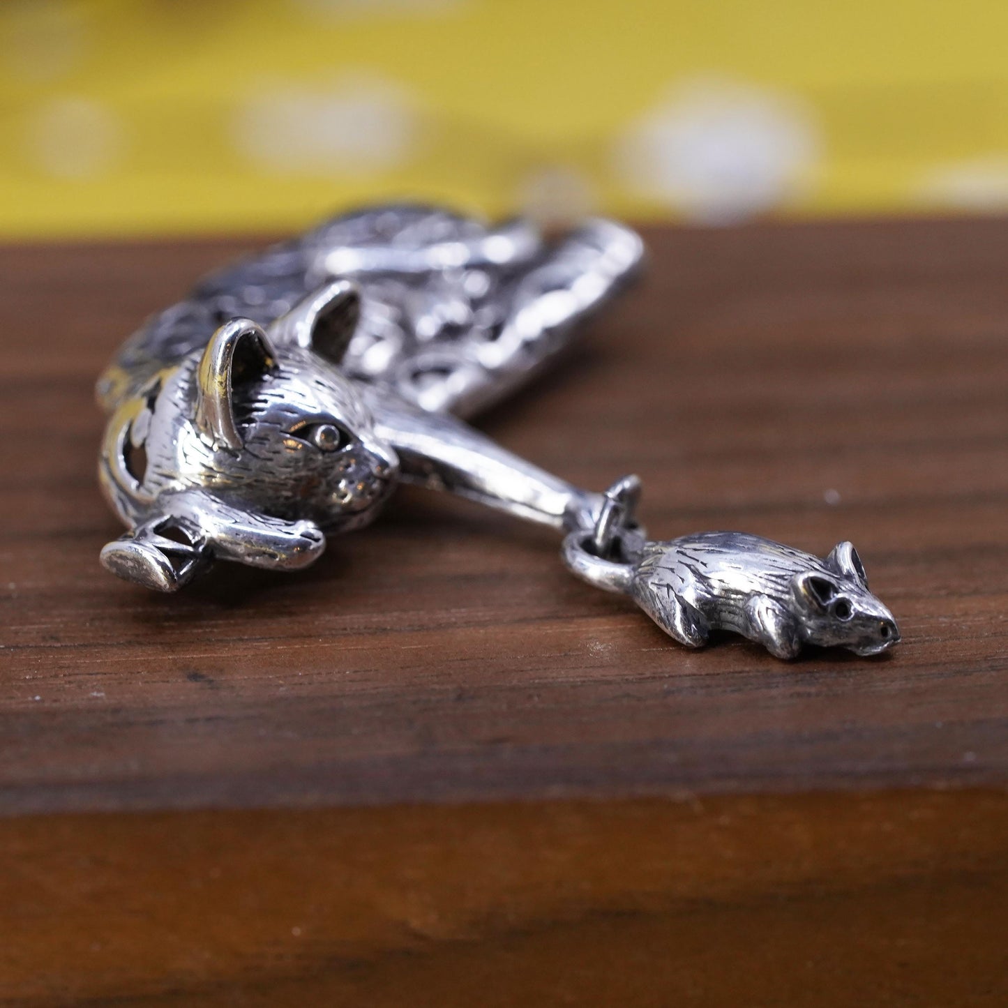 Vintage Jezlaine filigree 925 Cat Pin Brooch Sterling Silver mouse charm Dangle