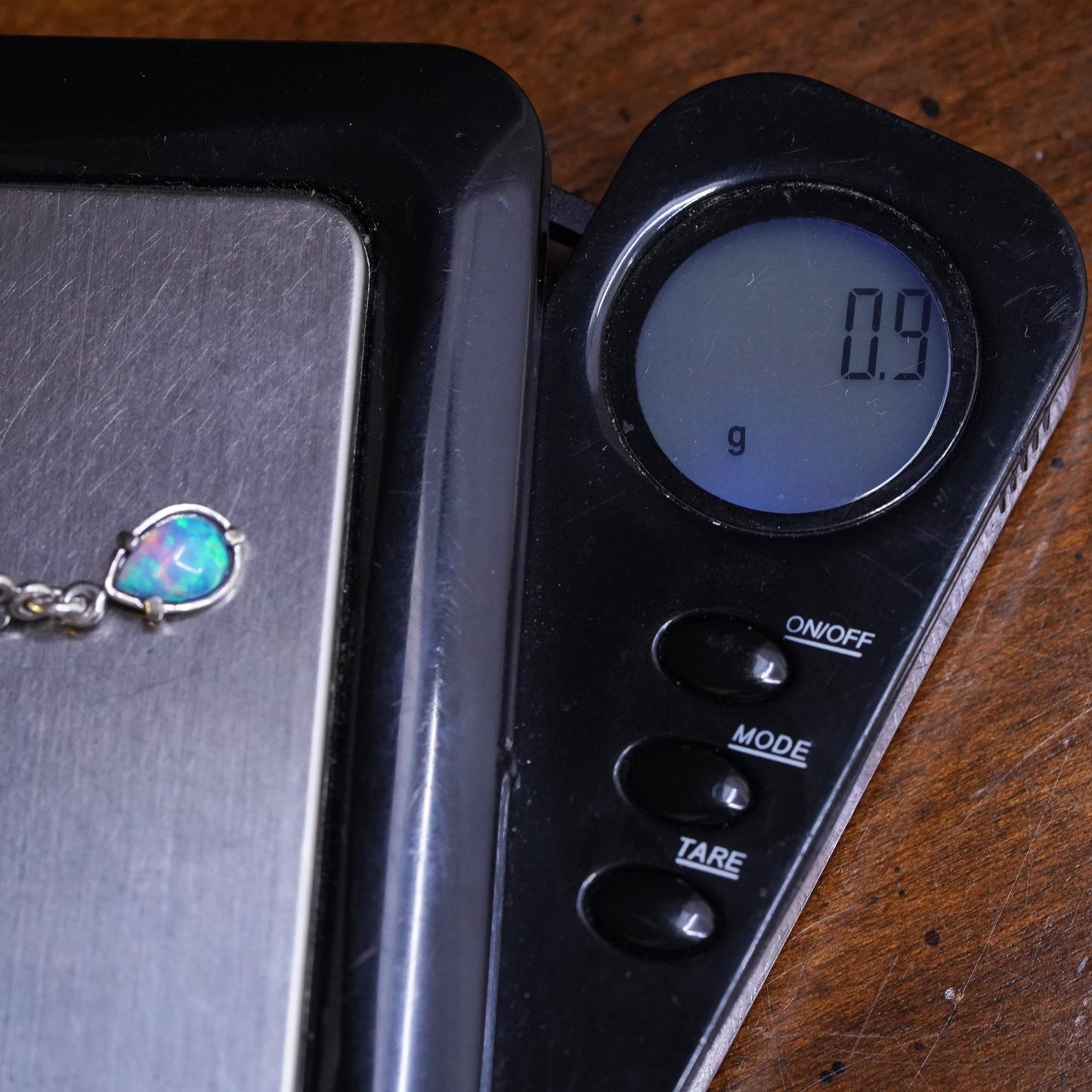 Vintage Sterling 925 silver handmade single earring with oval teardrop opal