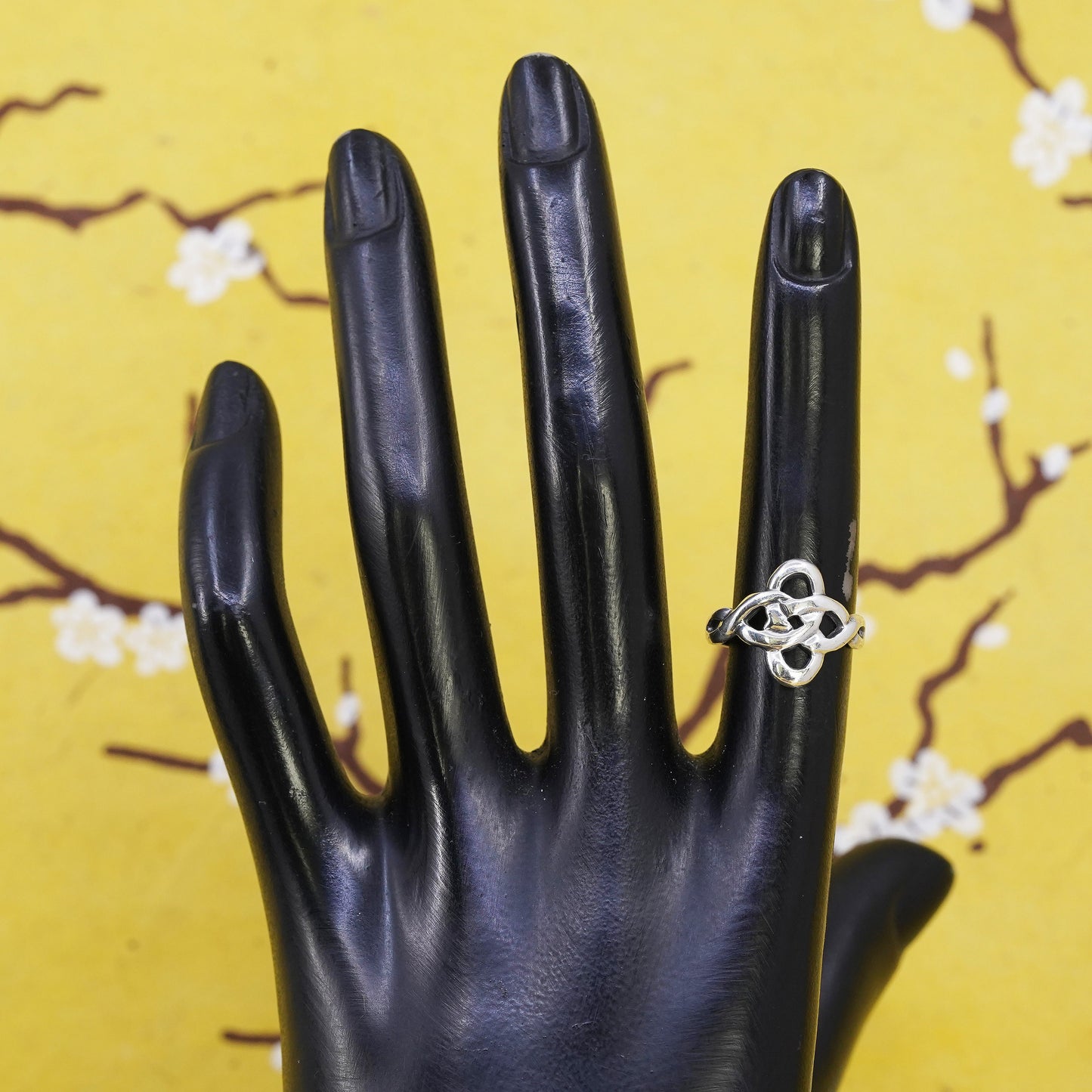 Size 4.75, vintage Sterling silver handmade wired ring, 925 Irish band