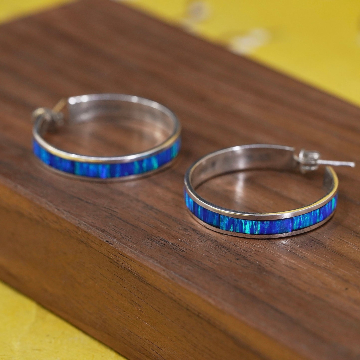 0.75", vintage Mexican Sterling silver huggie earrings, 950 hoops w/ blue opal