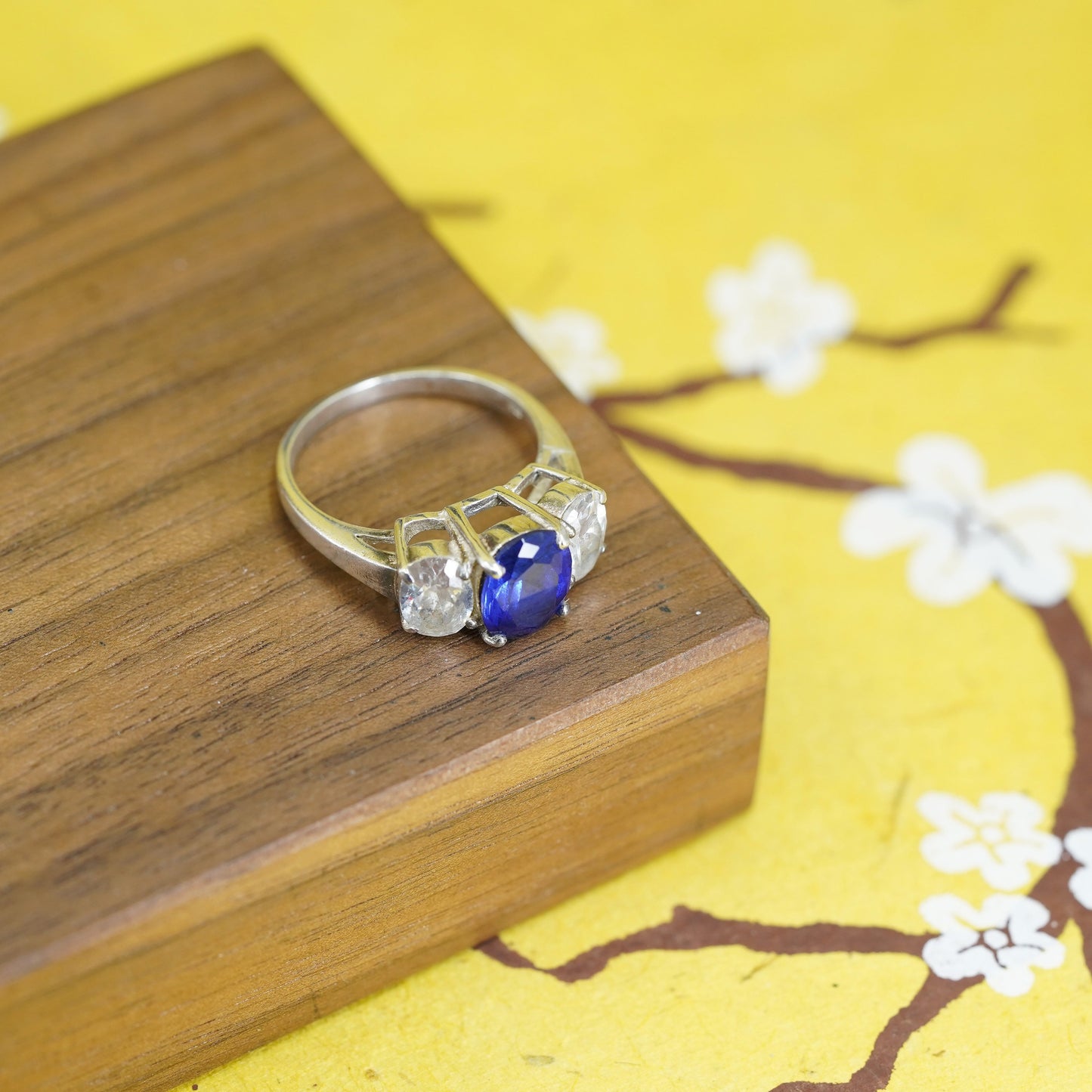 Size 7, vintage Sterling silver 925 handmade ring with crystal and sapphire
