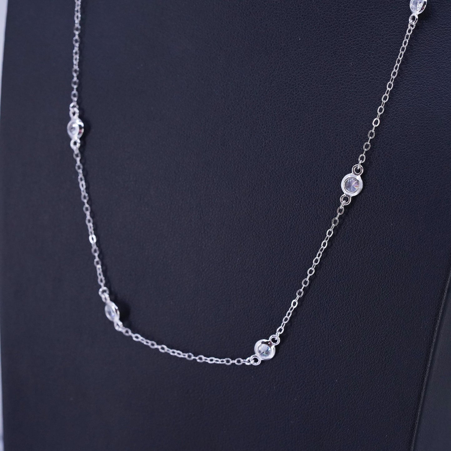 18+4", vintage Sterling 925 silver handmade circle pendant necklace with Cz