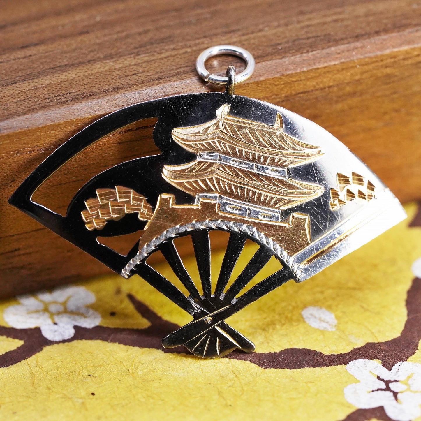 Japanese Fan Pendant Gold & Sterling 925 Silver, Traditional Landscape Scene