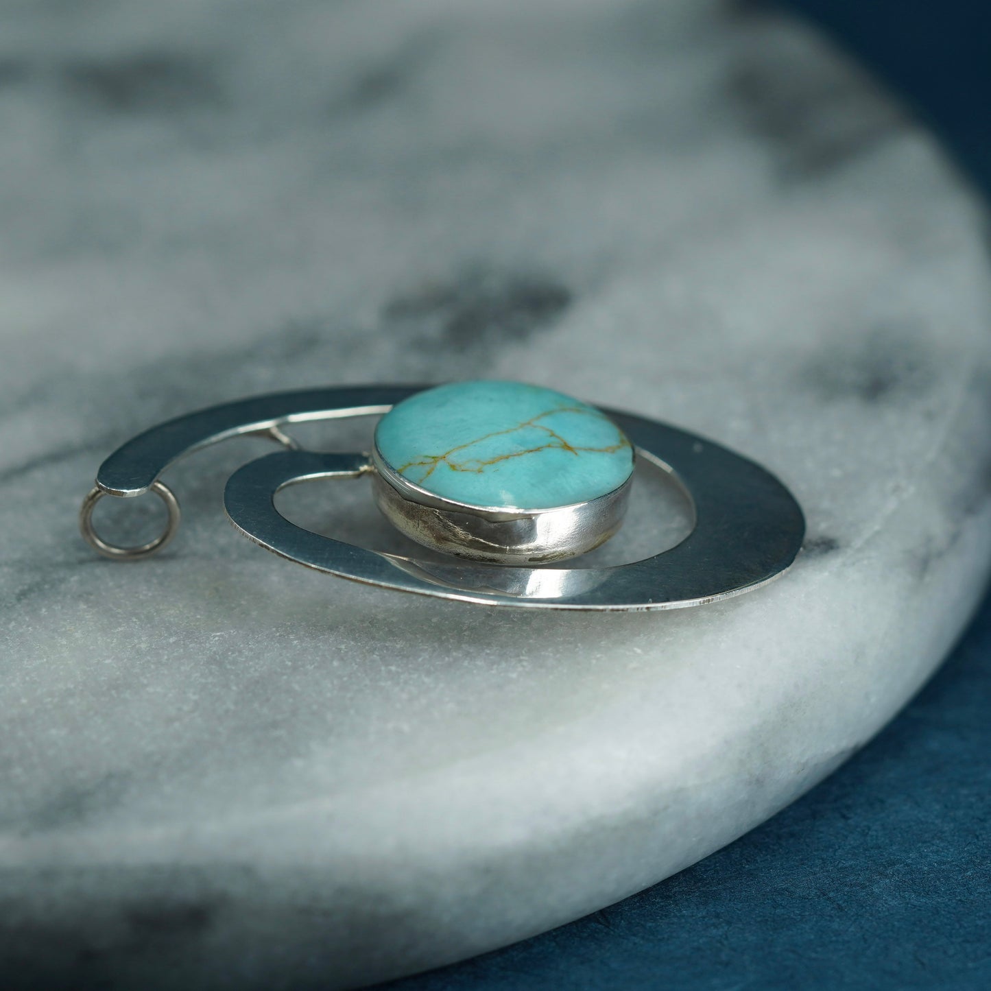 Vintage Sterling 925 silver handmade pendant with round turquoise