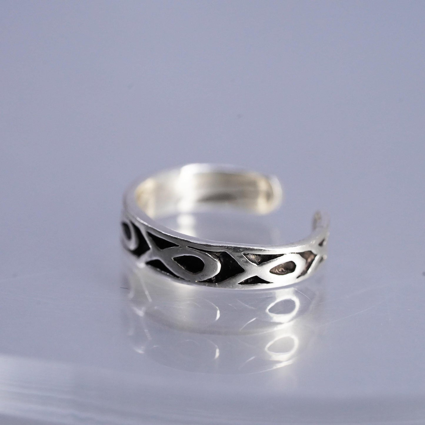 Size 3, 925 Sterling Silver Fish Motif Open Band Ring, Oxidized Fish Band