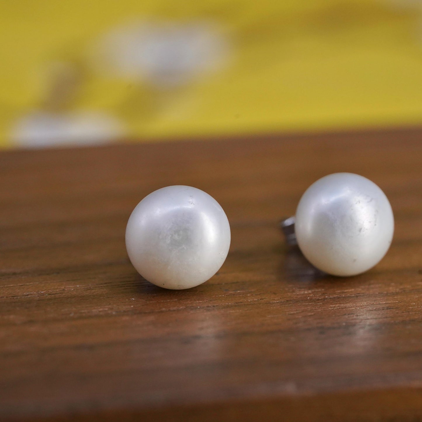 8mm, Vintage 925 Sterling silver handmade studs earrings white pearl