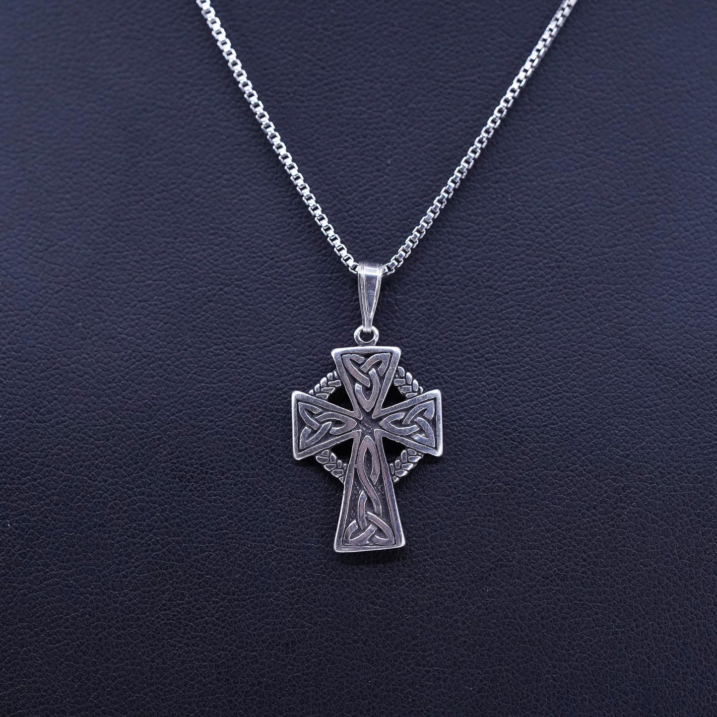 16”, vintage Sterling 925 silver box necklace Irish Celtic knot cross pendant