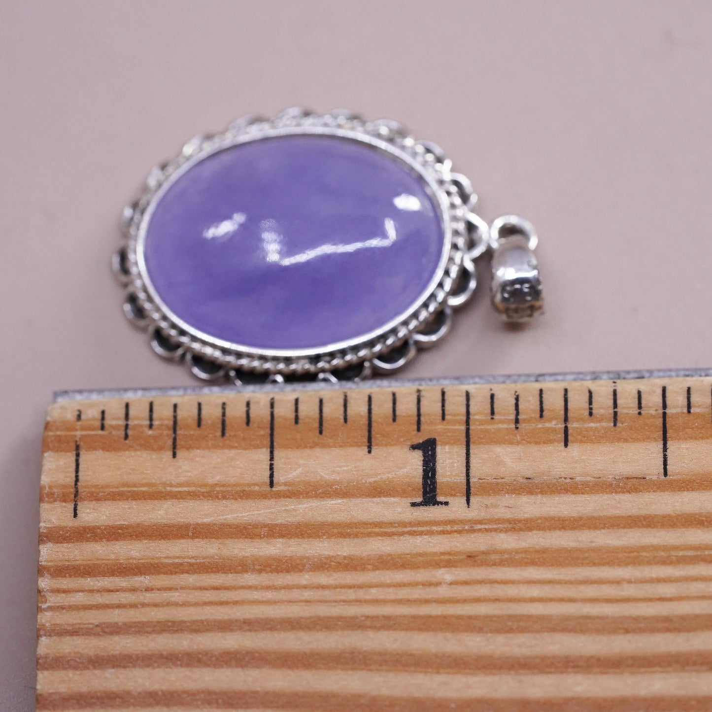 Vintage GSJ sterling 925 silver oval pendant with purple jade