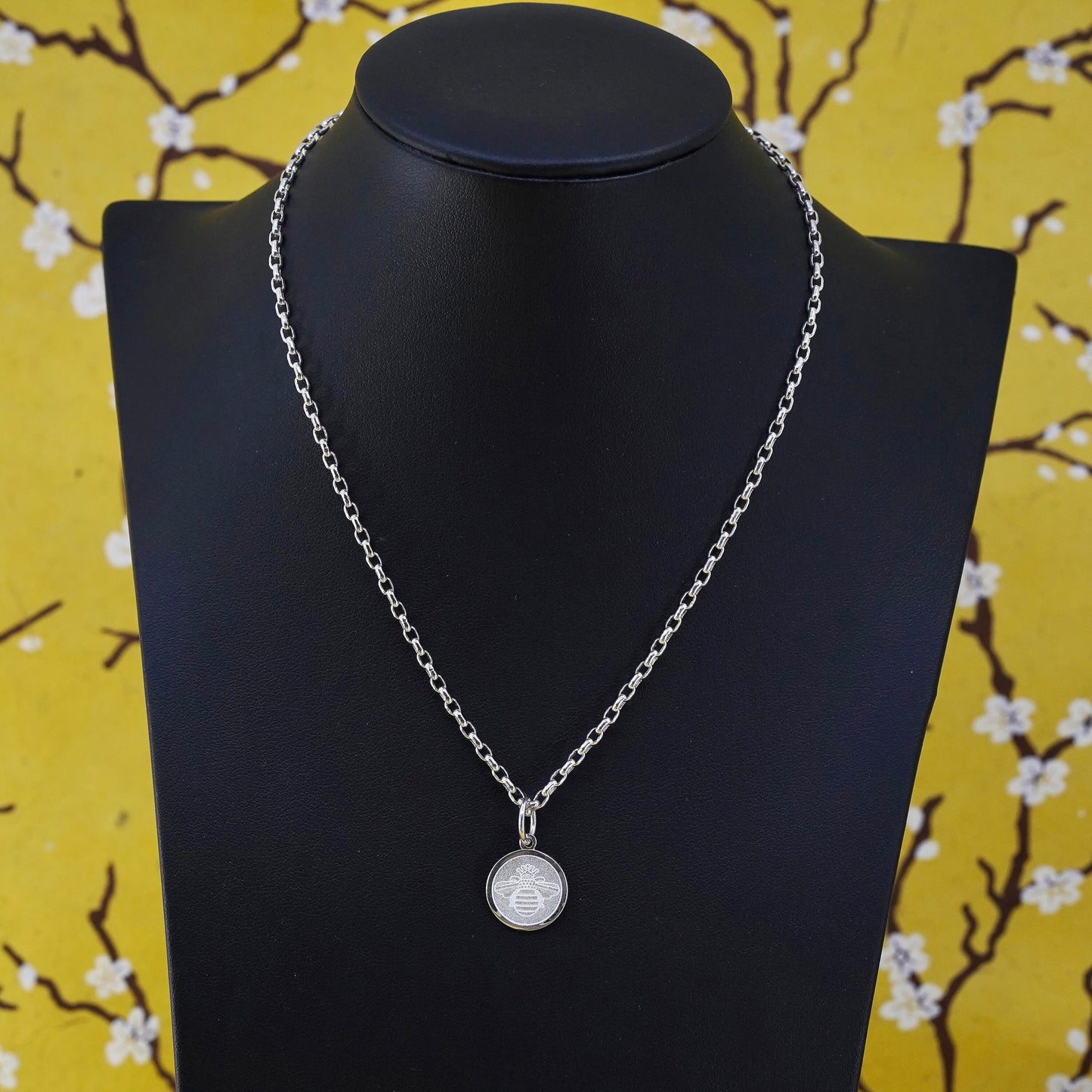 16" Lola Lola sterling silver necklace, 925 circle chain bee charm pendant