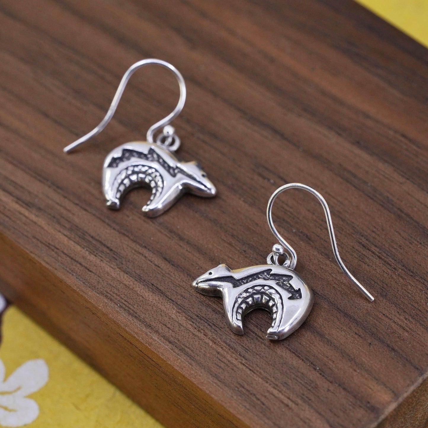 Vintage Native American Southwestern 925 Sterling silver bear handmade earrings