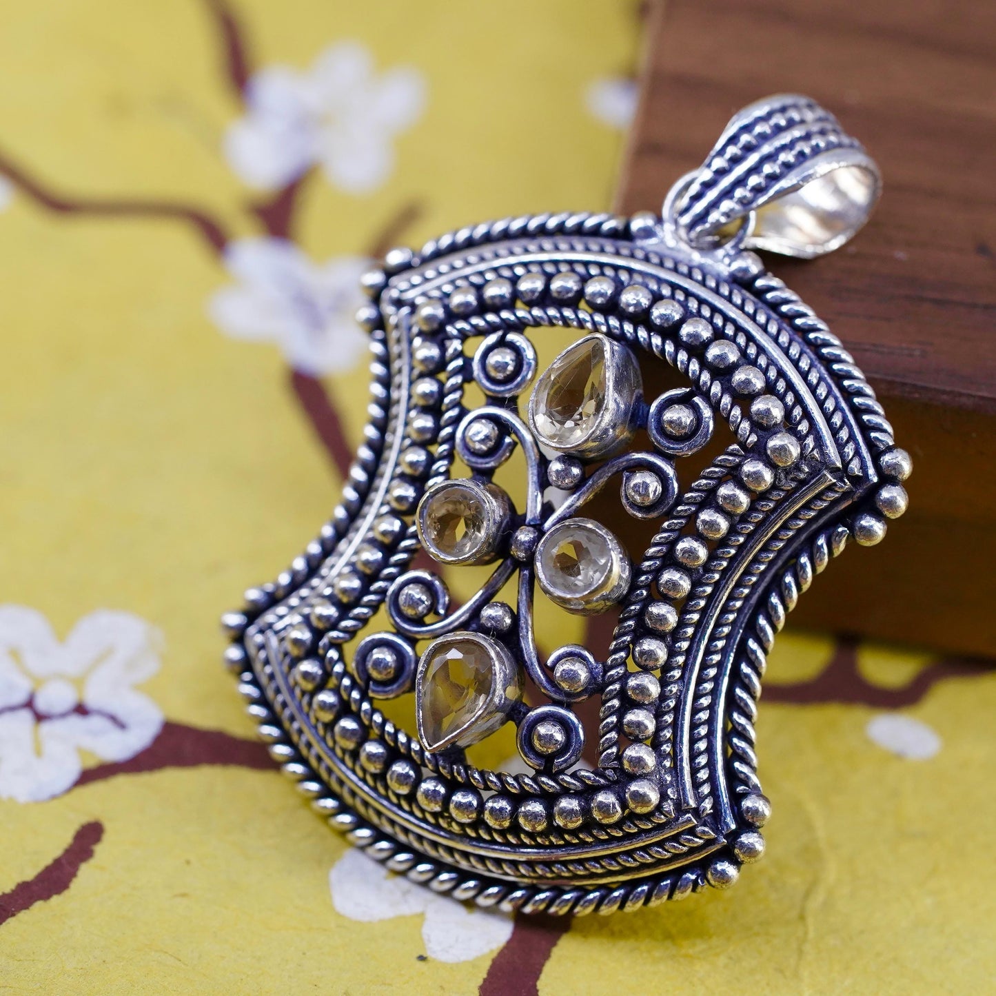 Vintage Sterling silver 925 handmade bead pendant with citrine