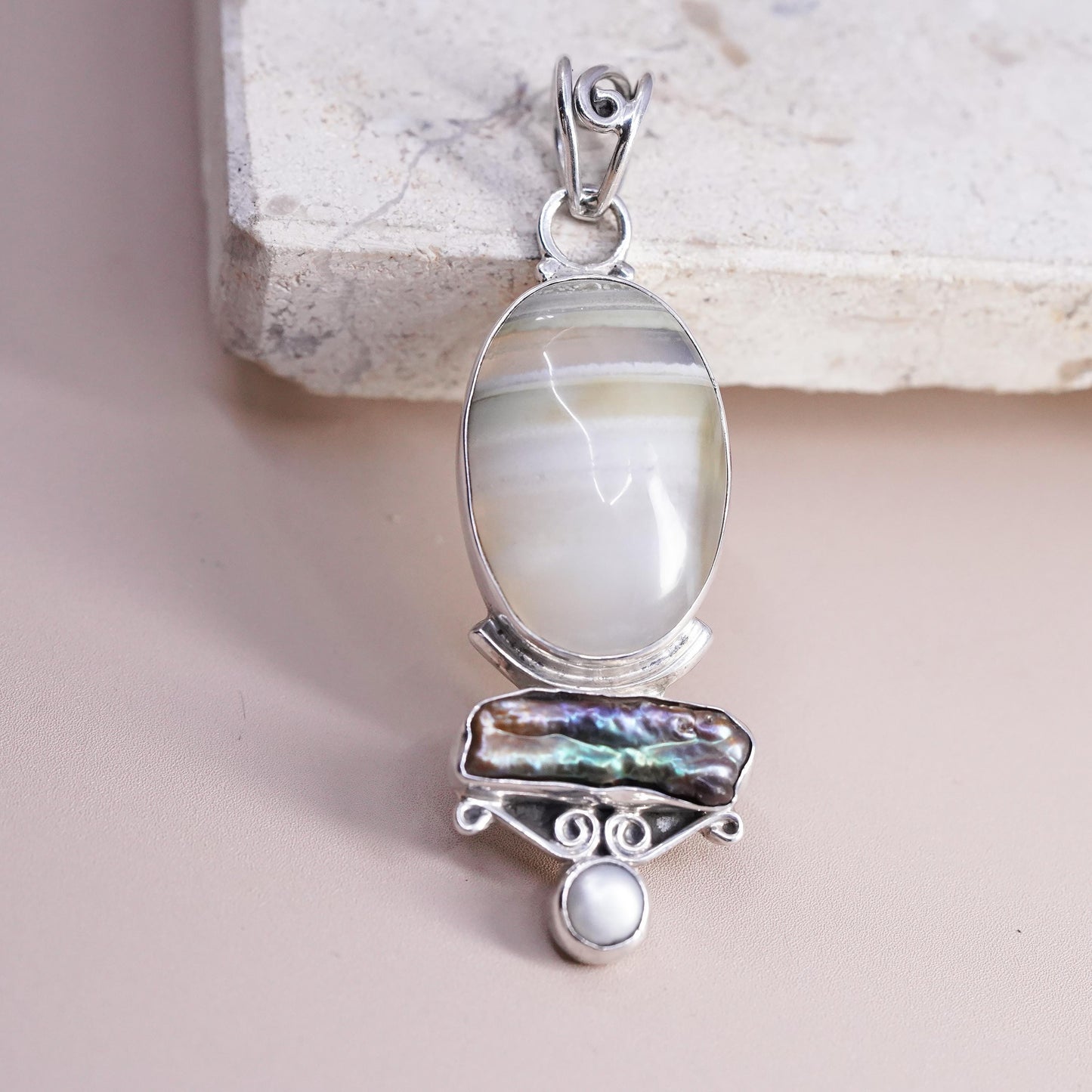 Vintage Sterling silver 925 handmade pendant with agate and baroque black pearl