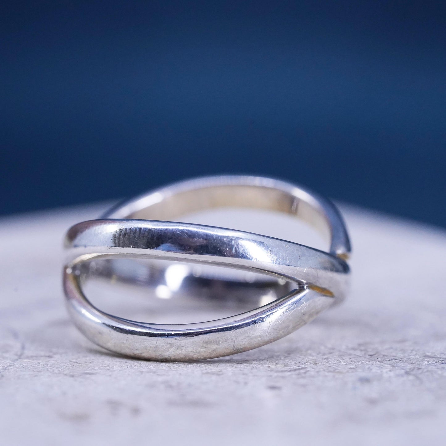 Size 8, vintage sterling silver handmade ring, 925 entwined band