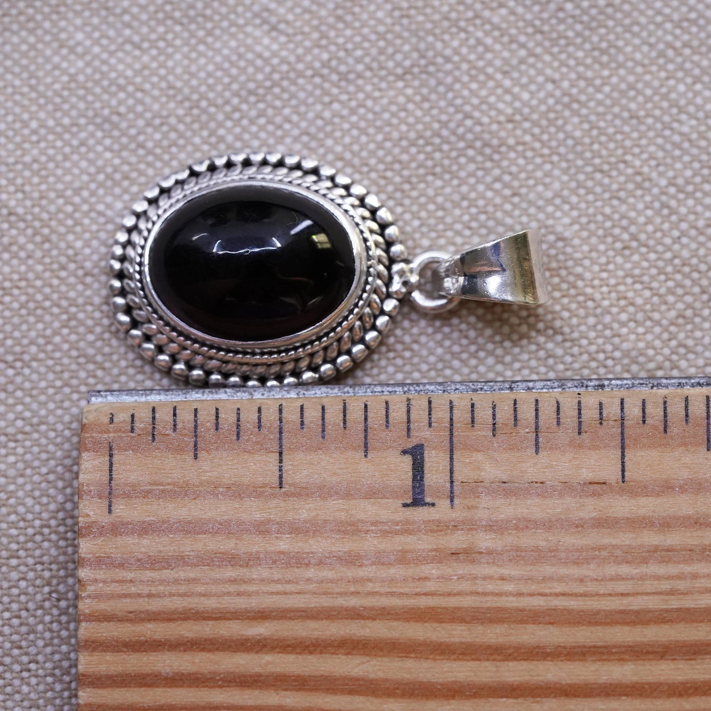 Vintage Sterling 925 silver handmade pendant with oval shaped amethyst pendant