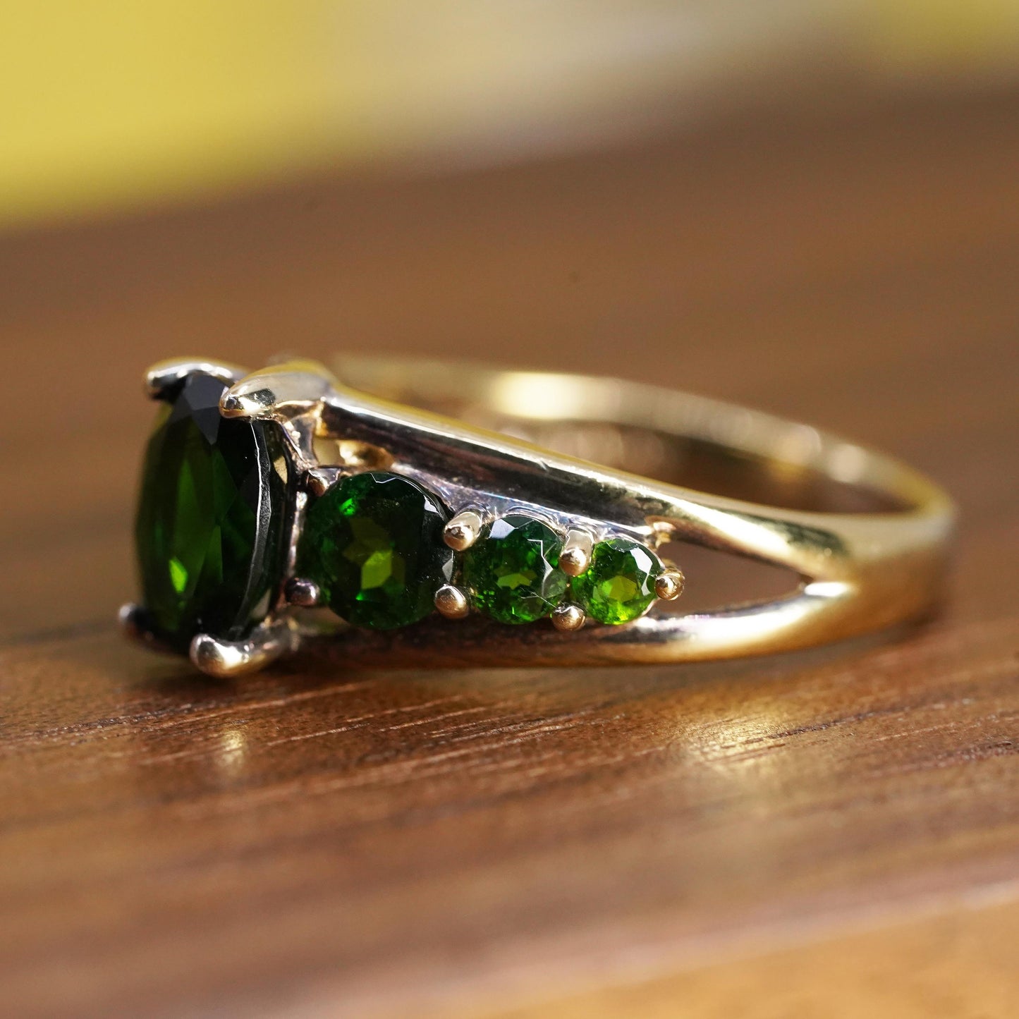 Size 7, vintage gold filled Sterling silver 925 statement ring cluster emerald