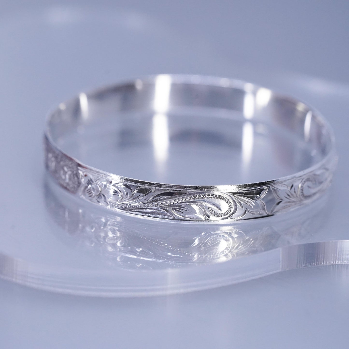 7.5”, Sterling 925 silver bracelet, textured bangle with Odinn lord of frenzy