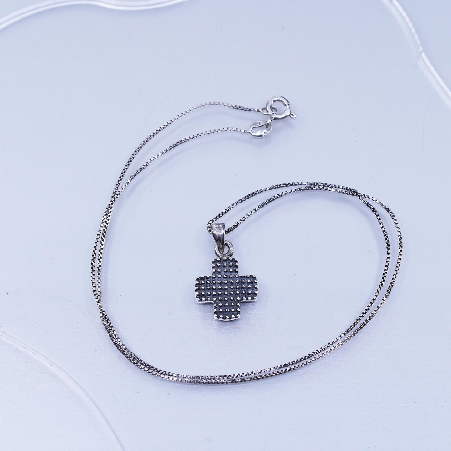 18”, Vintage Sterling silver necklace, box chain with 925 beaded cross pendant
