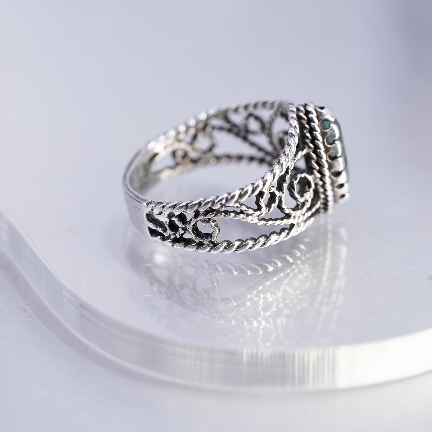 Size 8, vintage southwestern Sterling 925 silver handmade filigree ring topaz