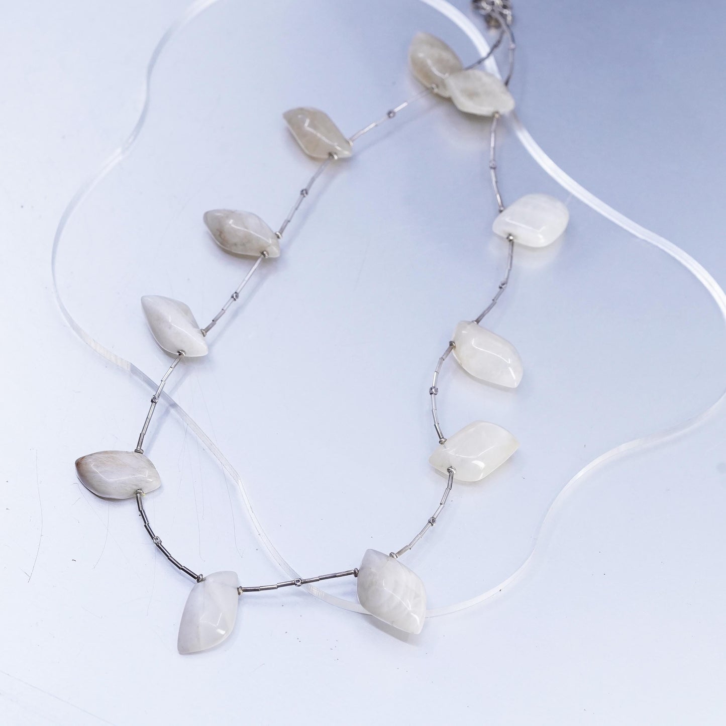 17", vintage southwestern Sterling liquid Silver 925 necklace with agate