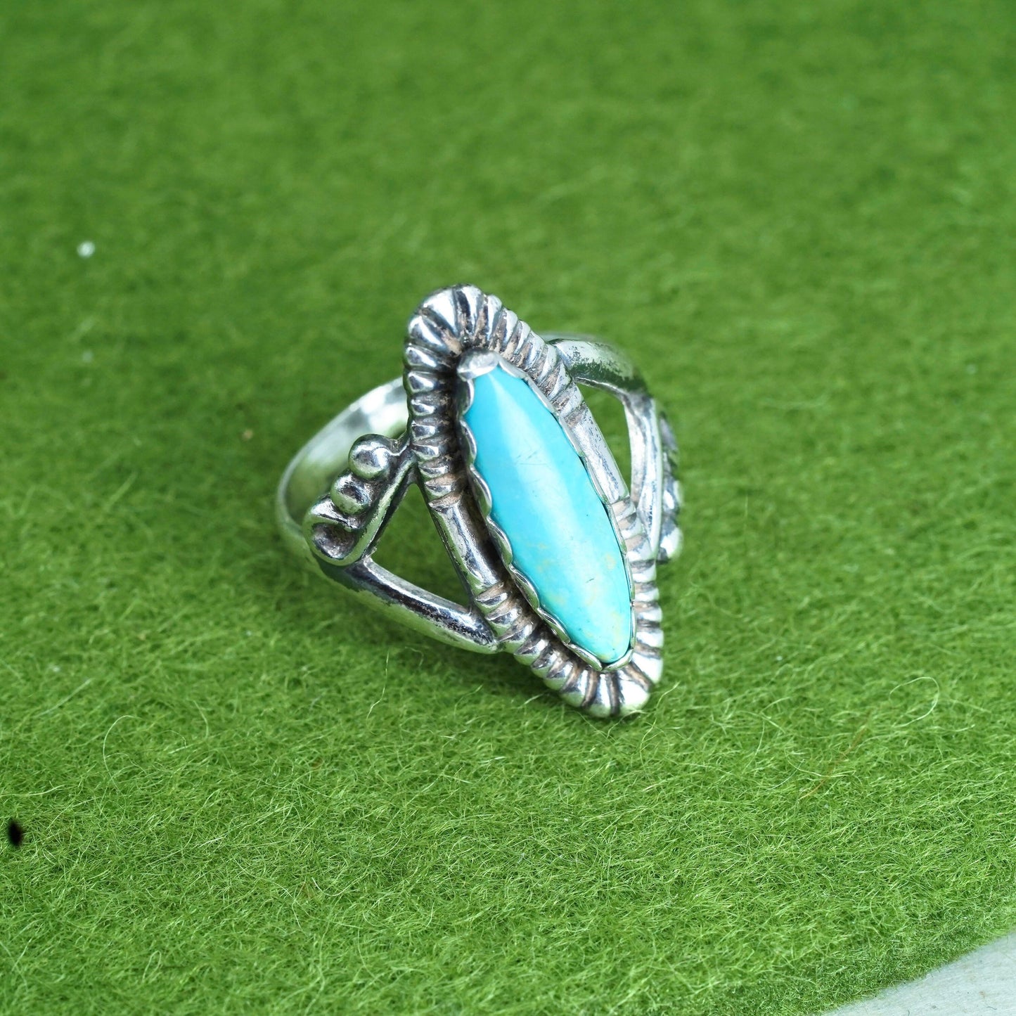 Size 7, Native American sterling silver ring, handmade 925 band with turquoise