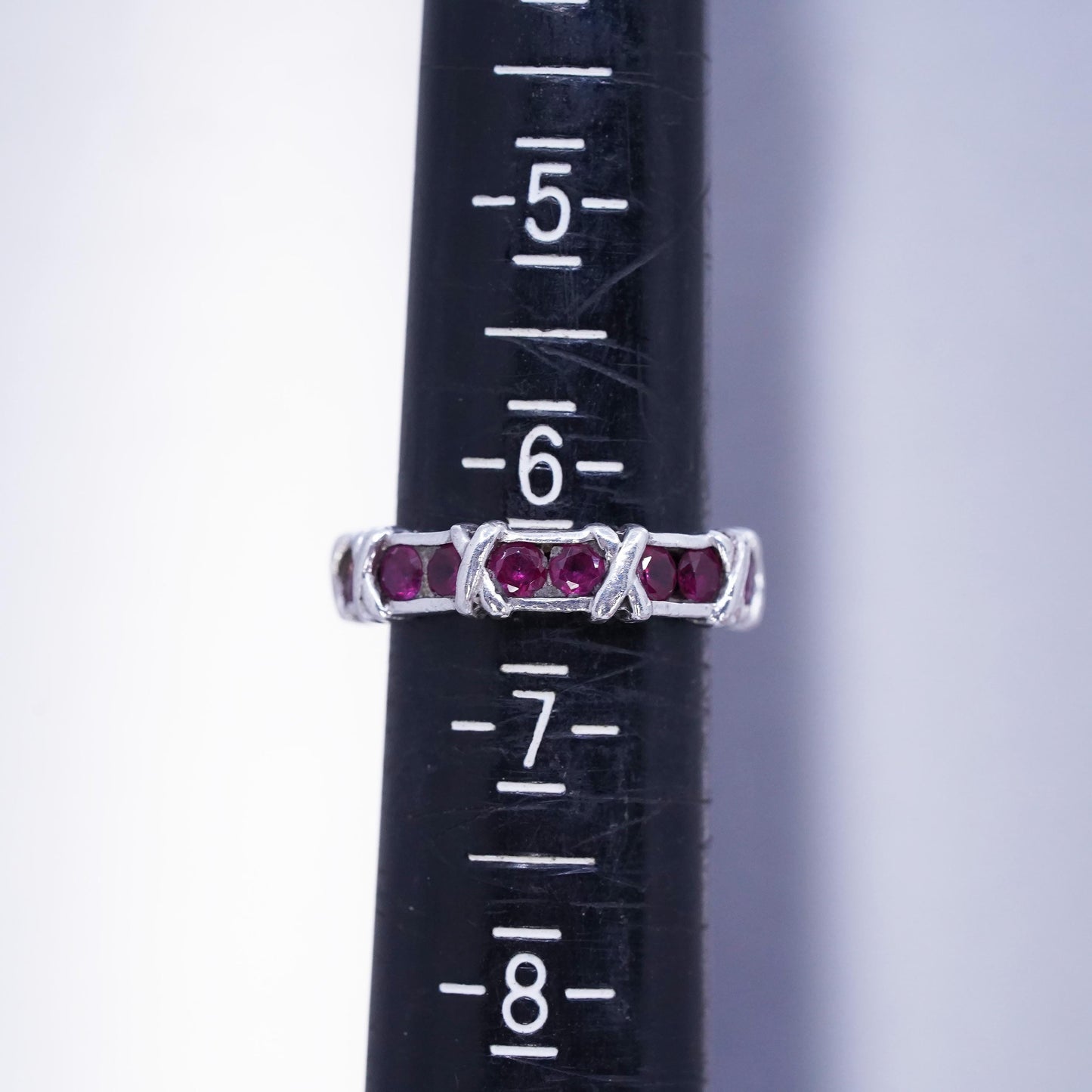 Size 6.25, vintage Sterling 925 silver stackable band ring with cluster ruby
