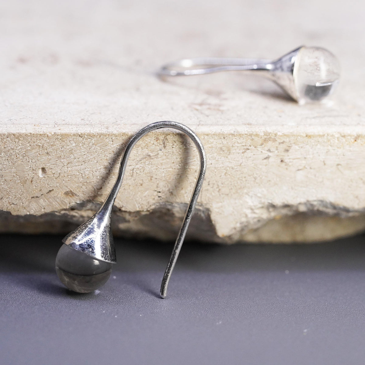 Vintage southwestern sterling 925 silver teardrop earrings with clear crystal