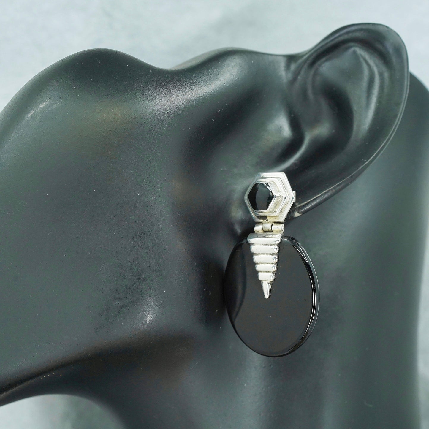 Vintage southwestern Sterling 925 silver handmade oval earrings with black onyx