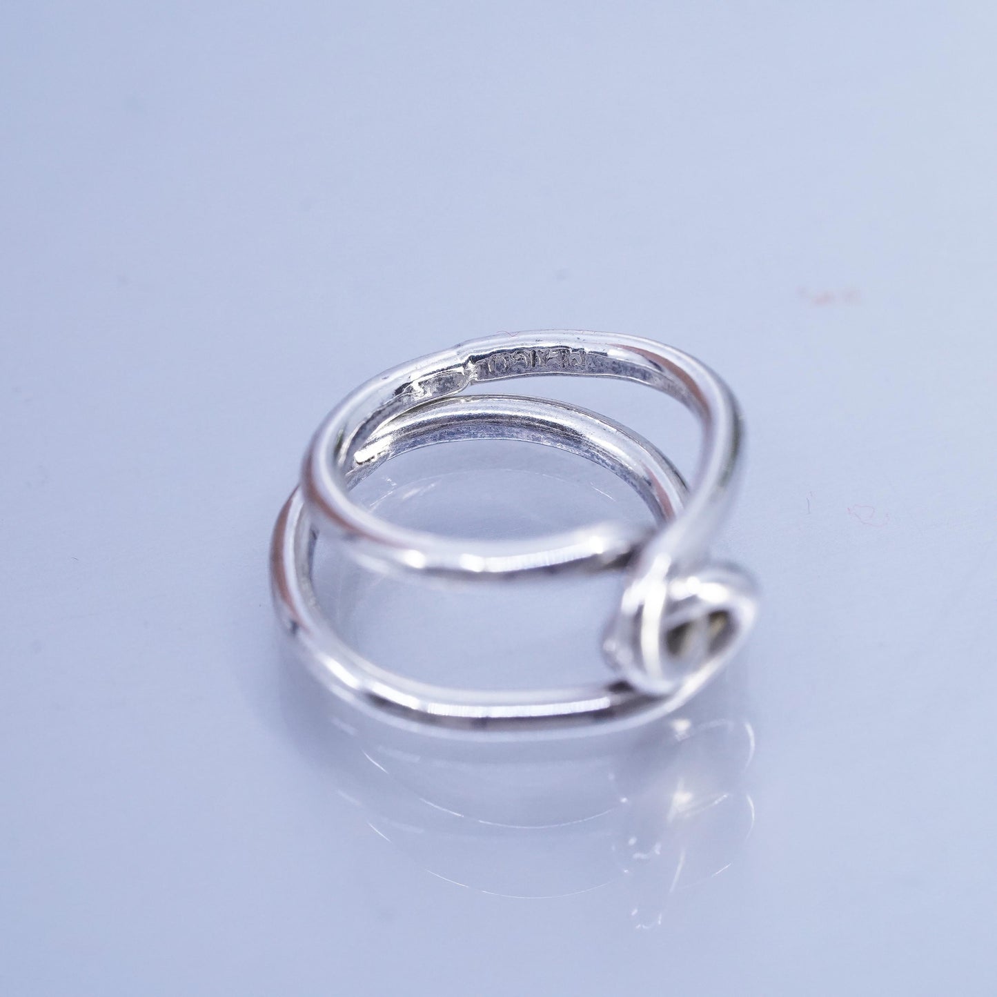 Size 6.5, vintage Mexican Sterling 925 silver handmade ring, knotted band