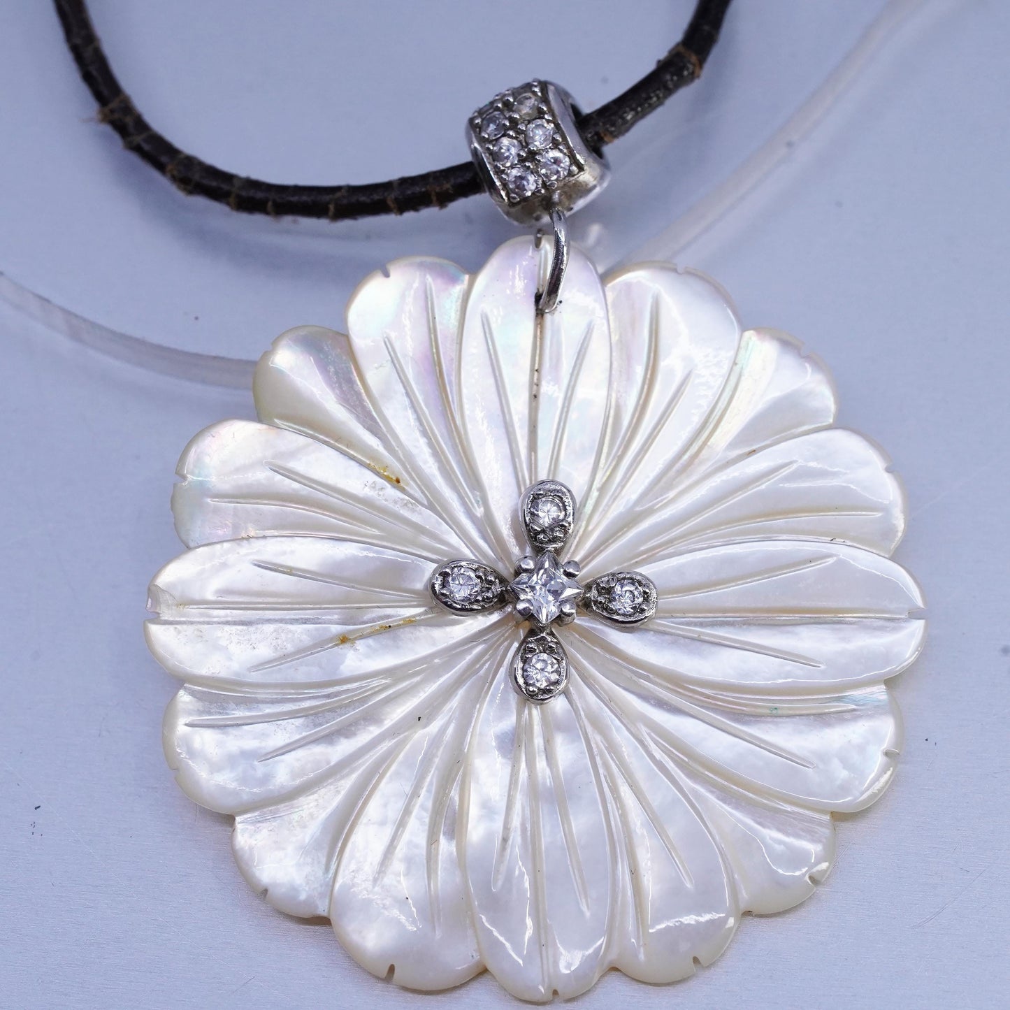 16+2", 925 Sterling Silver Leather Necklace carved mother of pearl flower cz