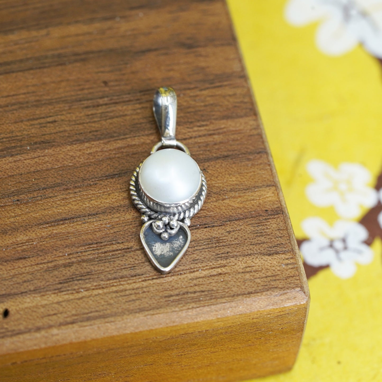 vintage Sterling silver handmade pendant, 925 silver with pearl