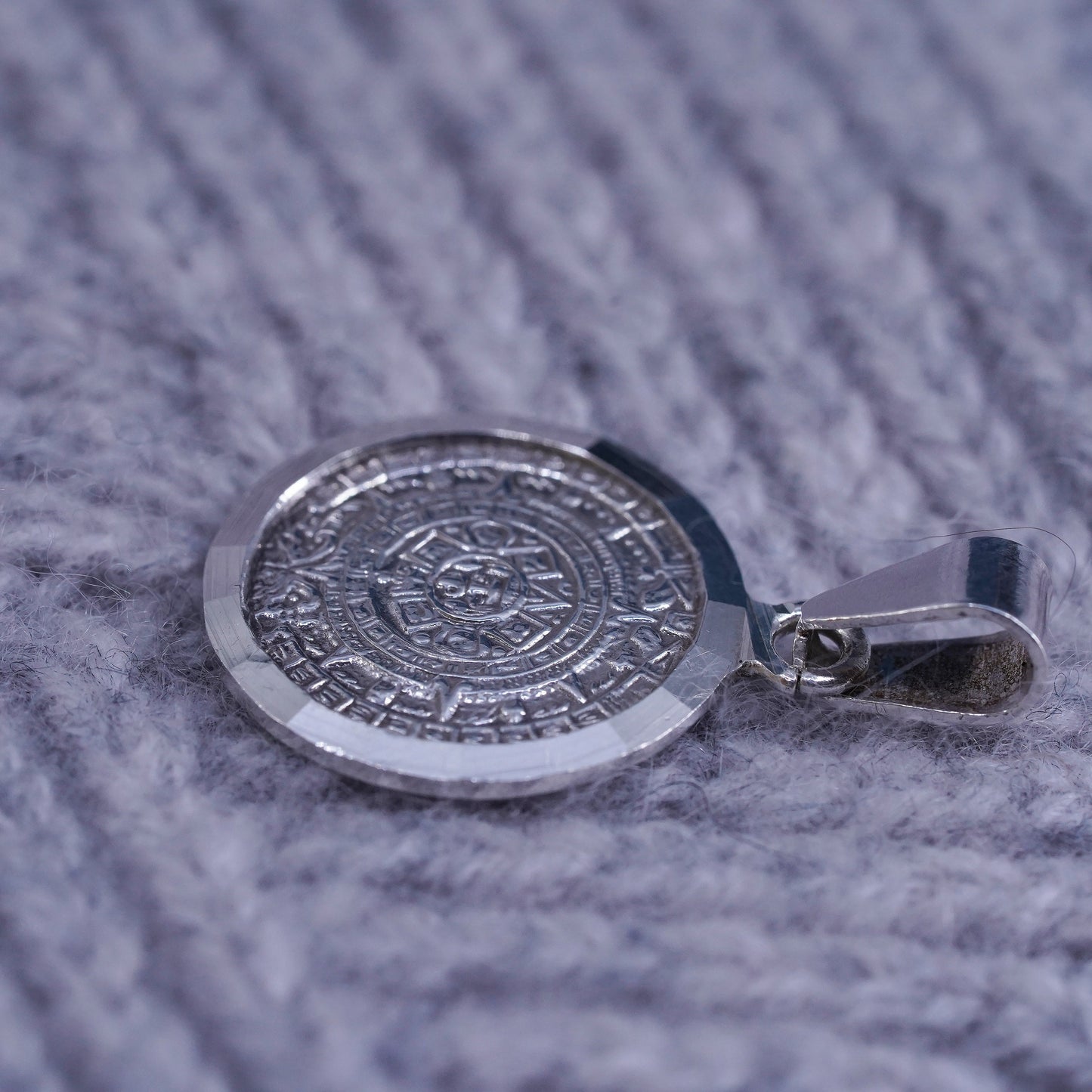 Vintage He Choen Sterling silver handmade pendant, 950 Mayan calendar