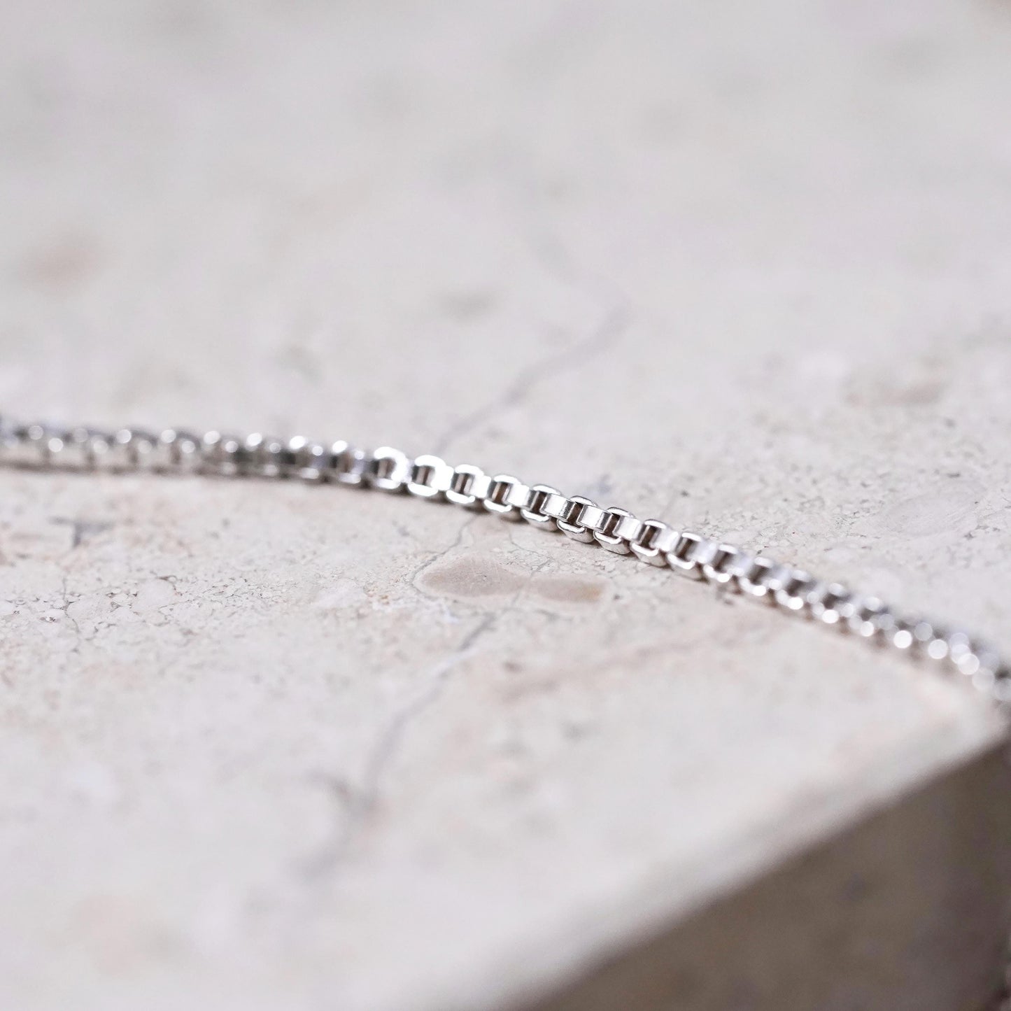 20" 2mm, vintage Sterling silver necklace, 925 box chain