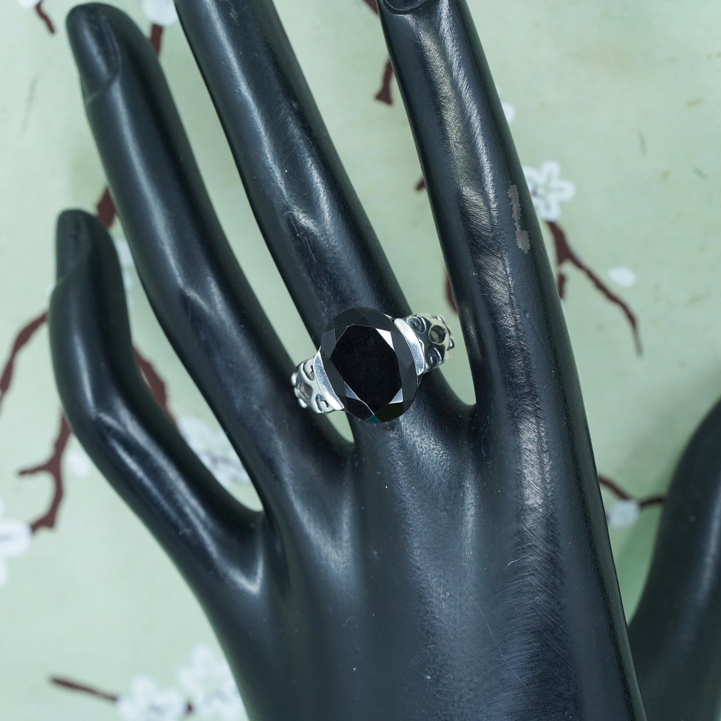 Size 7, veg SILPADA R1410 925 Sterling Silver Black Onyx Scroll detailed Ring
