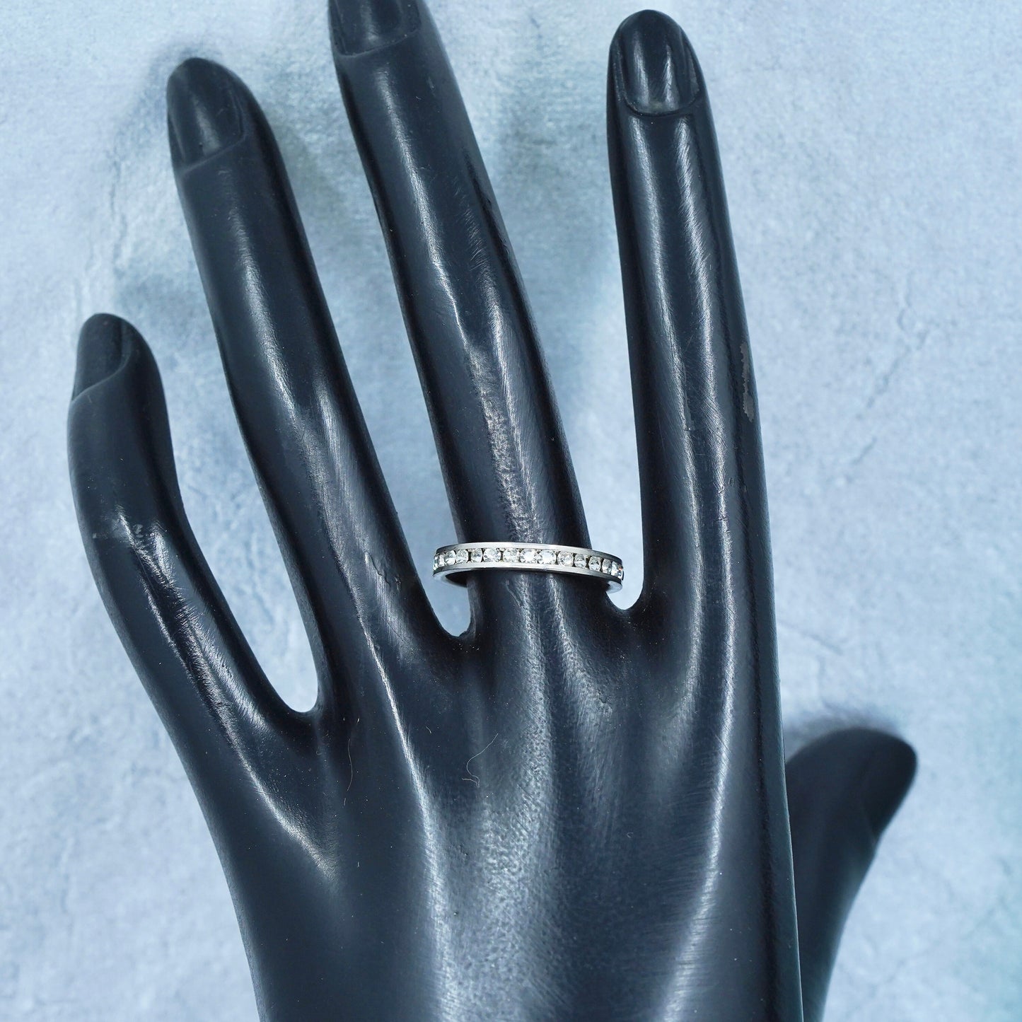 Size 8, vintage southwestern Sterling 925 silver wedding ring, Cz band