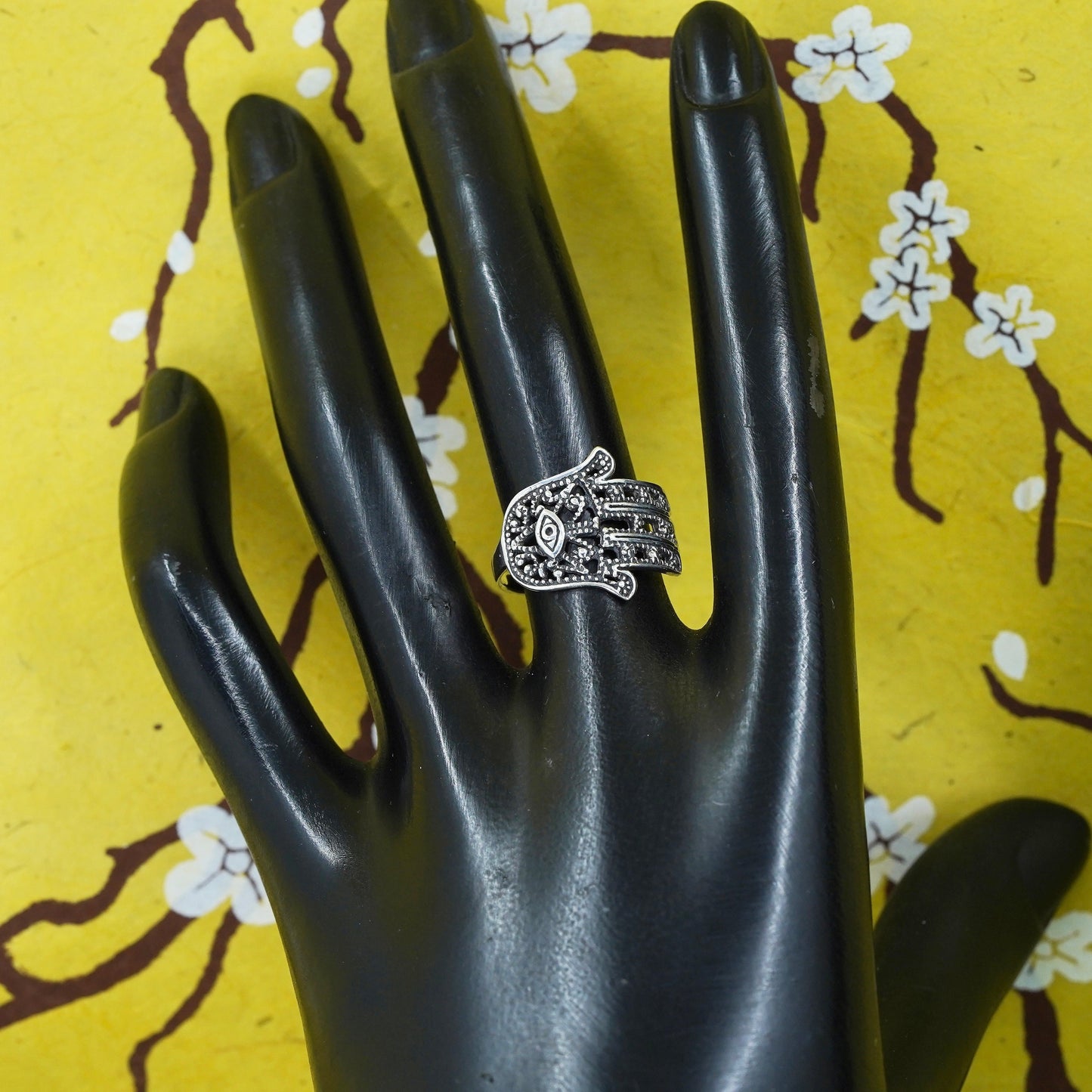 Size 7, Sterling silver ring, 925 filigree protection hand, The Hamsa symbol