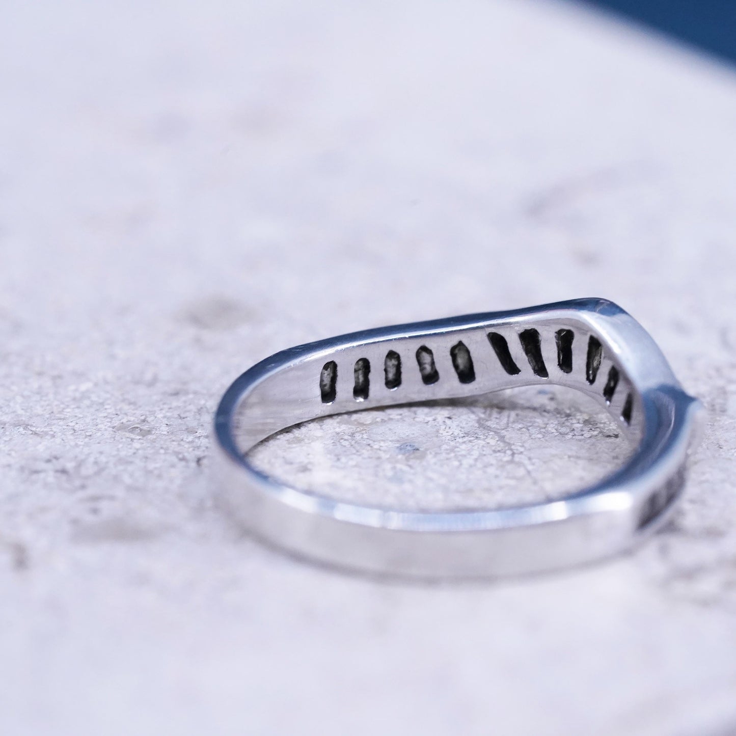 Size 6.5, vintage Sterling 925 silver ring, 925 stackable wedding band with Cz