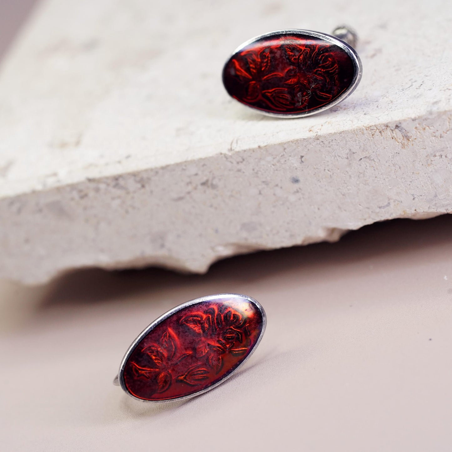 Vintage Sterling 925 silver screw back oval earrings with red enamel flower