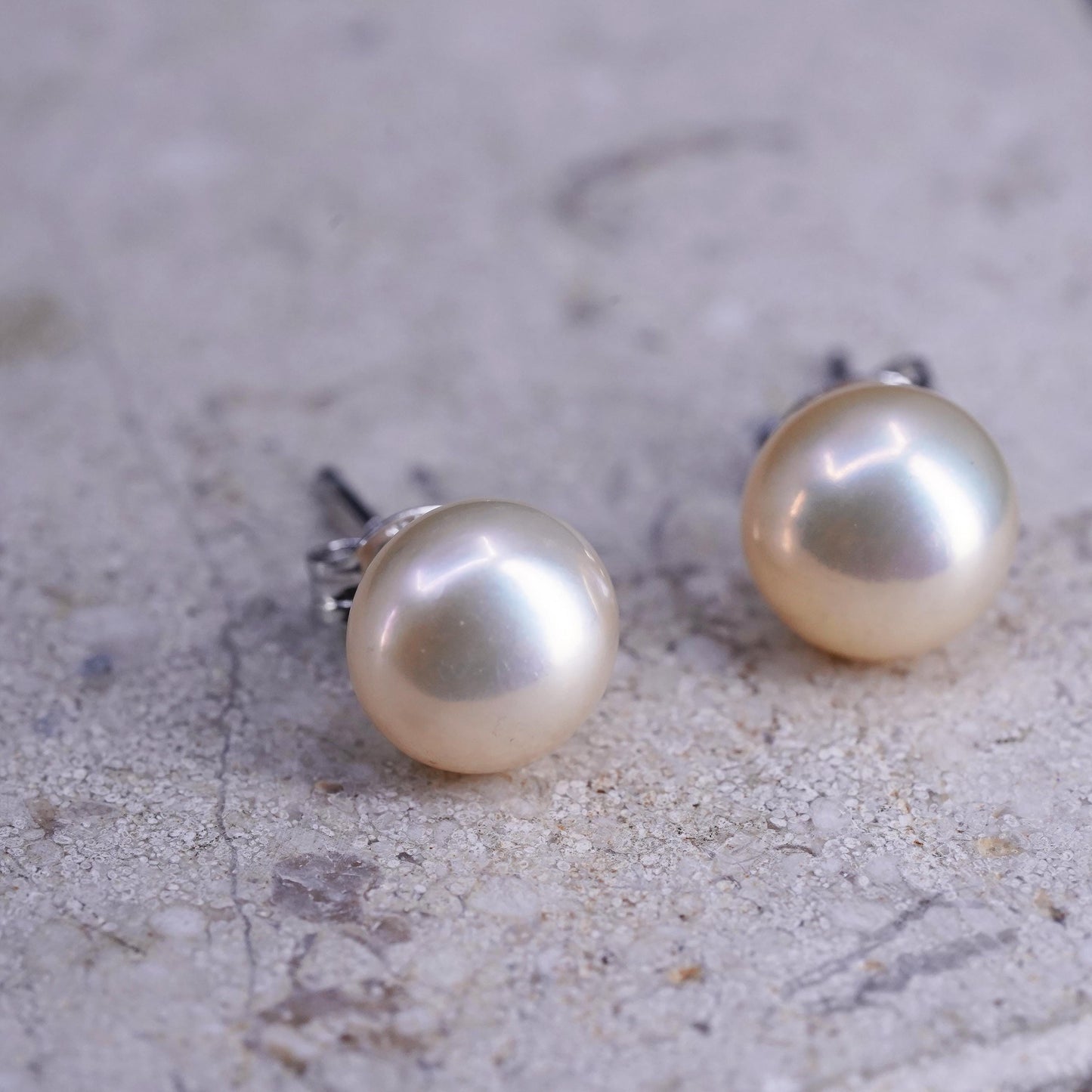 7mm, Sterling 925 silver with freshwater pearl studs earrings