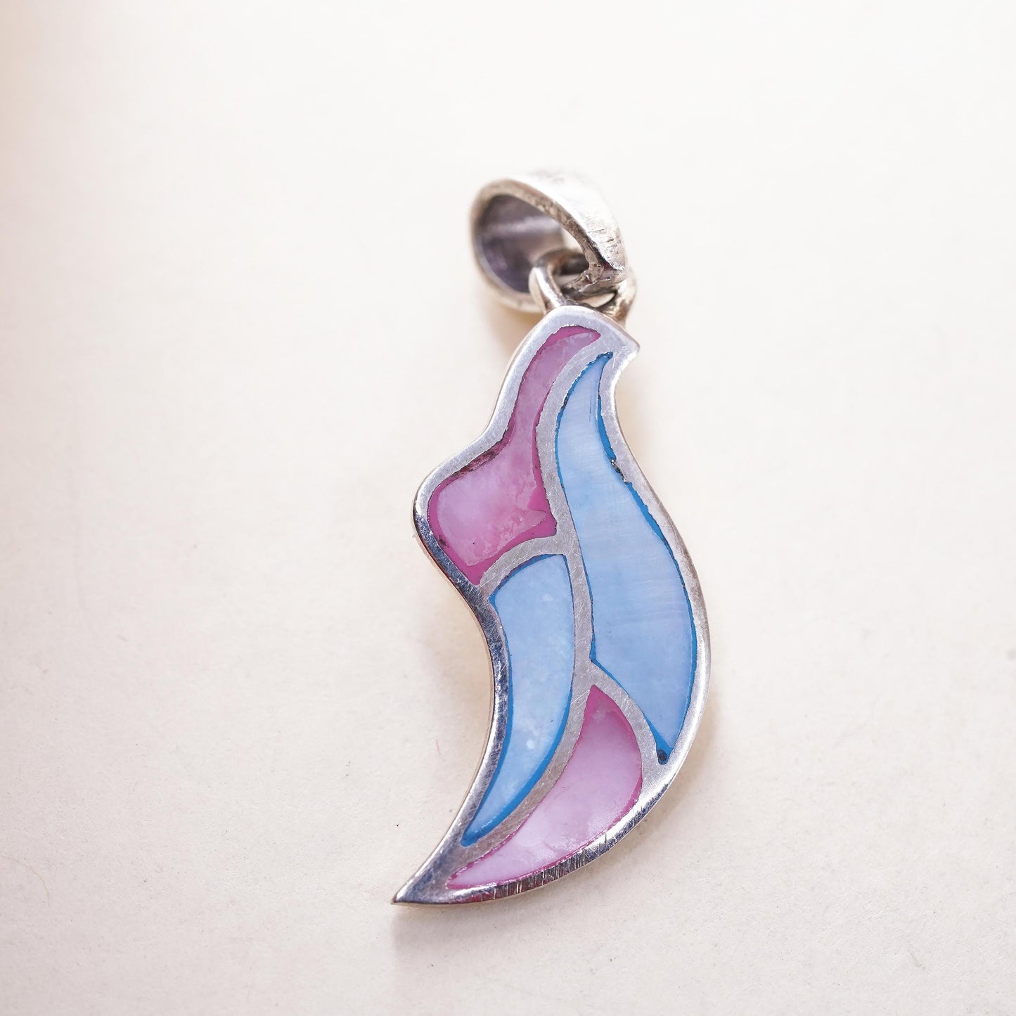 Vintage sterling silver handmade pendant, 925 leaf pendant with mother of pearl